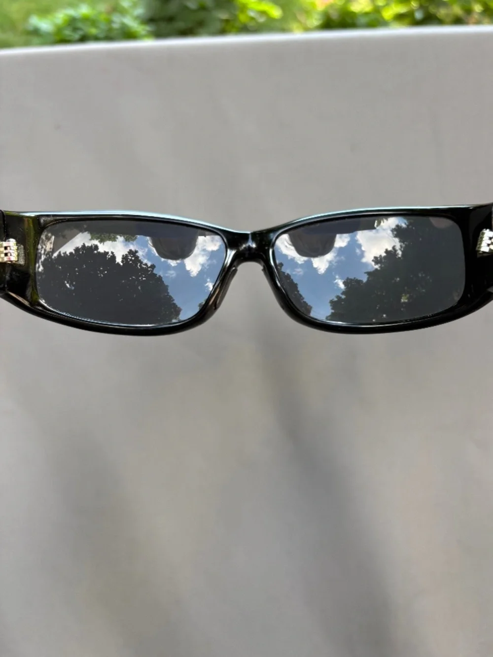 Joan Rivers Classics Collection Wrap-Around Sunglasses Glossy Black Bee 4933 B-S